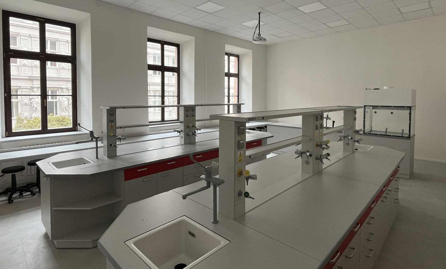 Rekonstrukce školní laboratoře